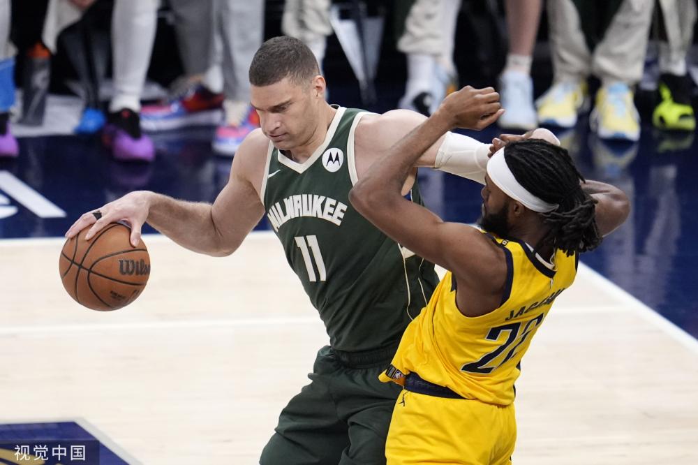 球中年轻球 球中年轻球